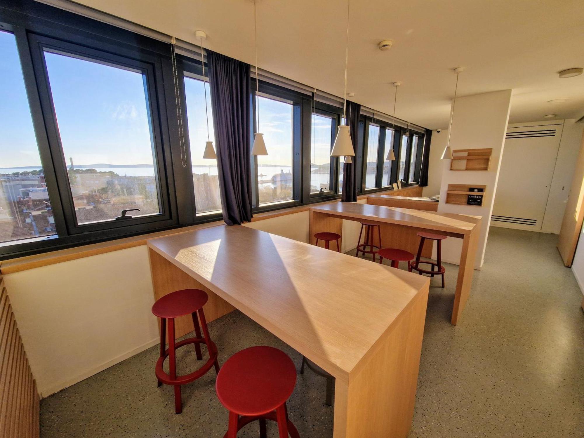 Horizon Luxury Suites & Design Rooms Split Exterior photo